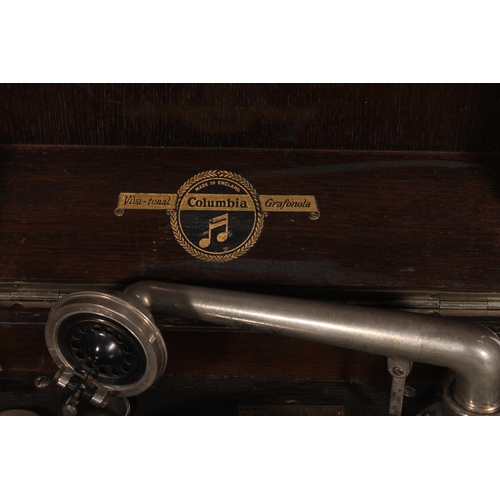 265 - Columbia antique wind up gramophone.