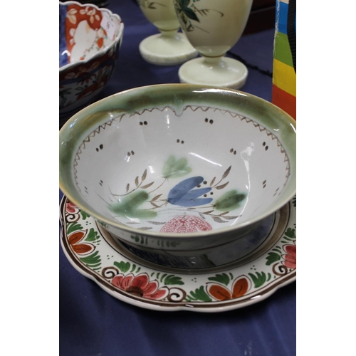 61 - Chinese cloisonné pot on bracket feet, Dutch pottery plates, a Buchanware bowl, a Wedgwood ja... 