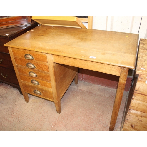 680 - 1920s oak desk, 72cm high.