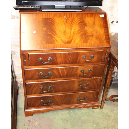 777 - Mahogany bureau.