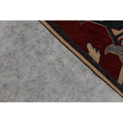 819 - Large rug, 308cm long