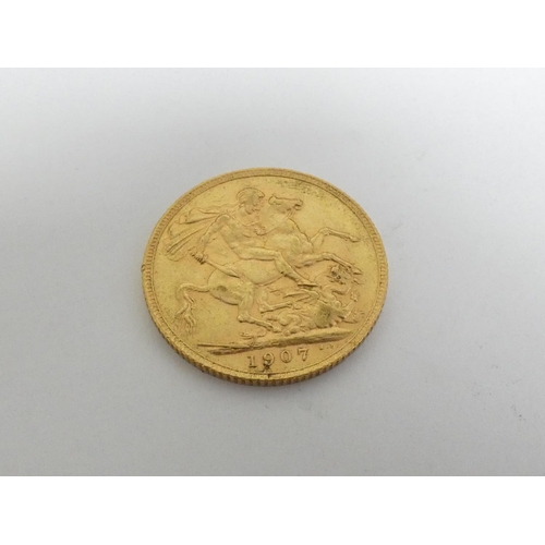 59 - United Kingdom. Edward VII 1907 22ct gold full sovereign.