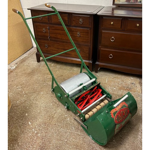 660 - Qualcast Panther vintage lawnmower