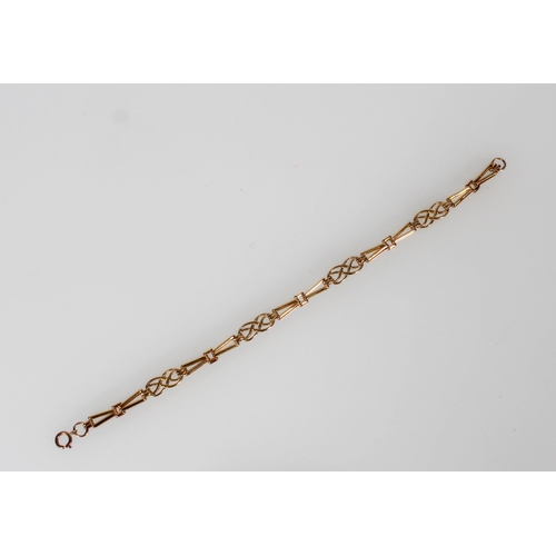 425 - 9ct gold bracelet, 3.6g.