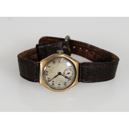 463 - Gents 9ct gold cased wristwatch on leather strap.