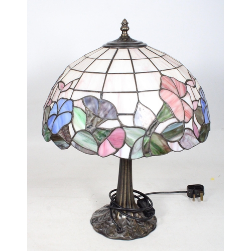 100 - Tiffany style table lamp.