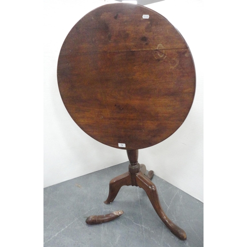 420 - George III mahogany snap-action tripod table with saucer top, approximately 70cm high.