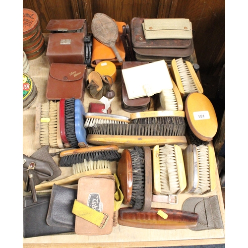 151 - Grooming brushes, leather grooming sets, etc.