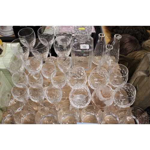 154 - Mixed suite of Edinburgh Crystal to include a decanter, eight wine glasses, eight sherry glasses, si... 