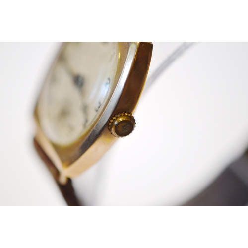 283 - Gent's 9ct gold watch in bubble back-style case, c. 1930, and a similar lady's 9ct gold backed watch... 