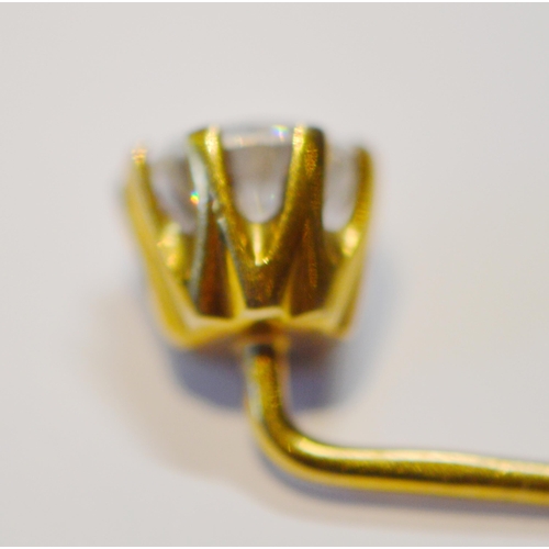 193 - Diamond scarf pin, set with a brilliant in a claw setting, measuring approximately 1ct, in gold.