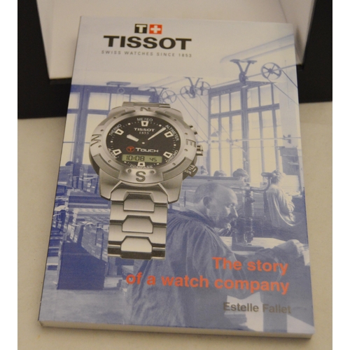 291 - Tissot Powermatic 80 stainless steel gent's bracelet watch, with white dial and date window, ref no.... 