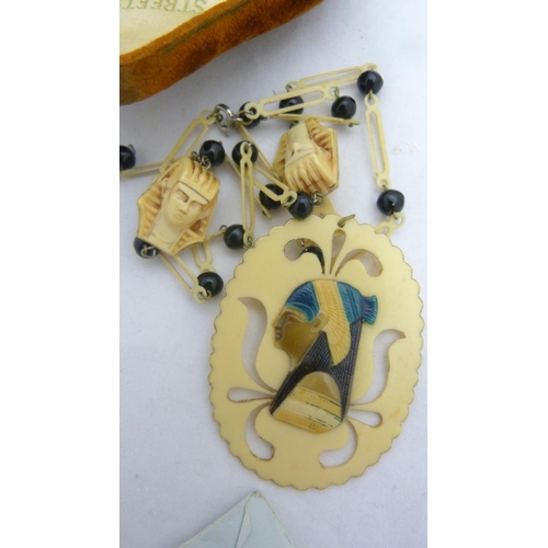 403 - Group of jewellery and collectables to include a Scottish silver and agate brooch in the form of a s... 