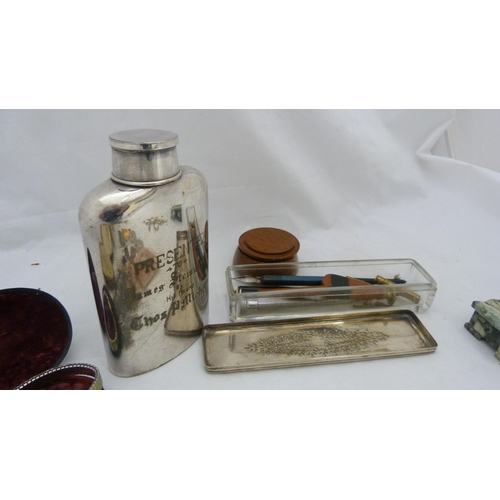 403 - Group of jewellery and collectables to include a Scottish silver and agate brooch in the form of a s... 