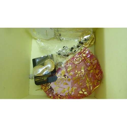 408 - Box of jewellery and collectables to include Pedigree dolls and a pair of child's shoes.