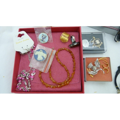 408 - Box of jewellery and collectables to include Pedigree dolls and a pair of child's shoes.