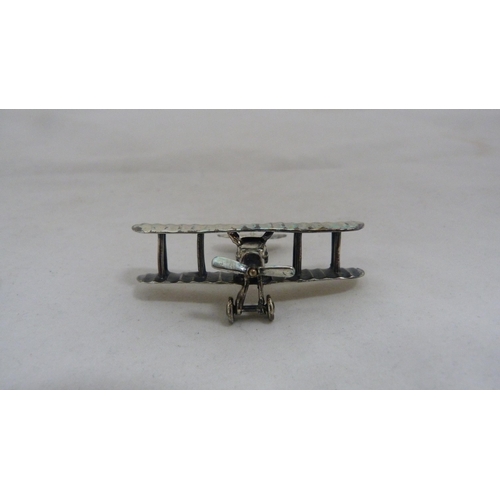 412 - Silver (925) miniature model of a biplane, 20g.