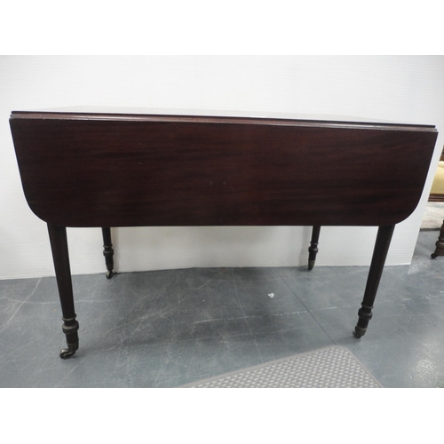 422 - 19th century mahogany Pembroke table.