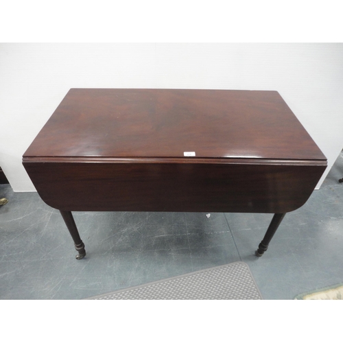 422 - 19th century mahogany Pembroke table.