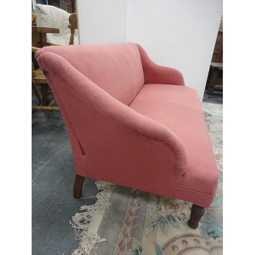 432 - Pink upholstered settee.