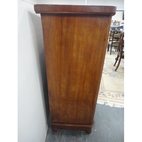 465 - Victorian mahogany chest of two short and three long drawers.