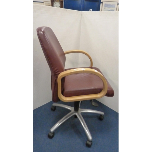 503 - Desk chair.