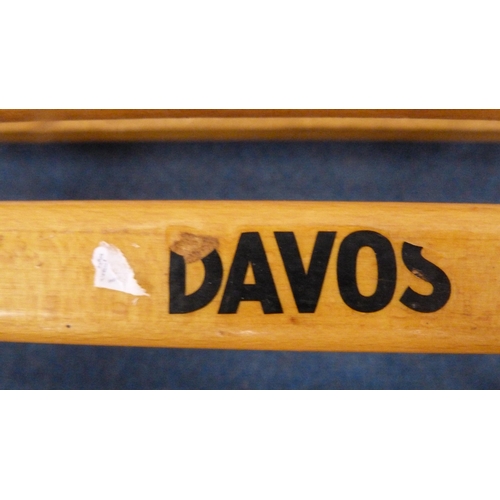 516 - Davos sledge.