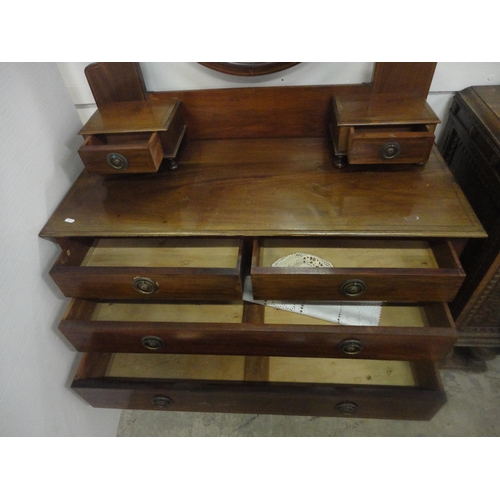 550 - Edwardian mahogany dressing chest.