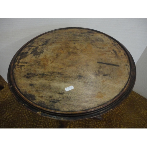 556 - Two antique mahogany occasional tables on tripod bases.