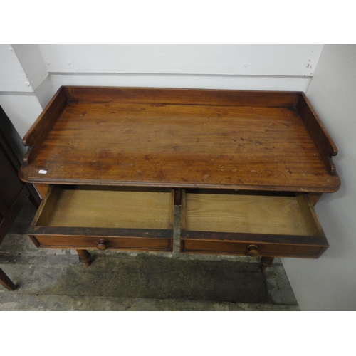 558 - 19th century mahogany wash stand.