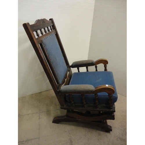 567 - American spring rocking chair.