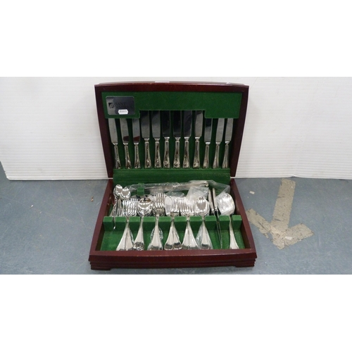 91 - Part canteen of Sant' Andrea cutlery, in fitted case.