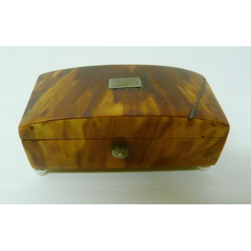 393 - George III mahogany and boxwood strung tea caddy, 16.5cm high, 27cm wide and 14cm deep, a 19th centu... 