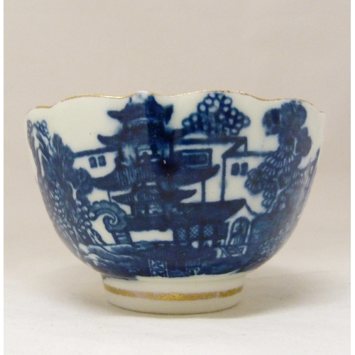 317 - Two 18th century Caughley blue and white porcelain tea bowls, both bearing Chinese garden patterns, ... 