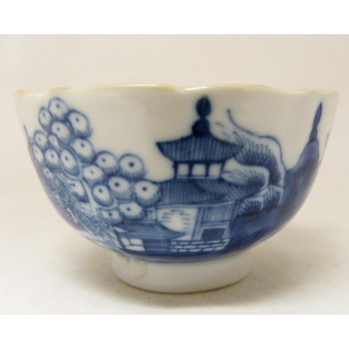 317 - Two 18th century Caughley blue and white porcelain tea bowls, both bearing Chinese garden patterns, ... 