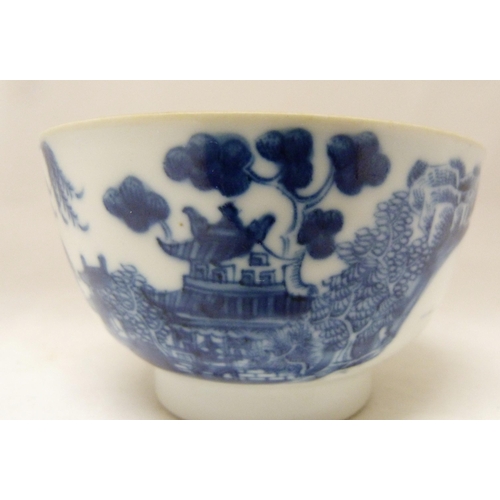 317 - Two 18th century Caughley blue and white porcelain tea bowls, both bearing Chinese garden patterns, ... 