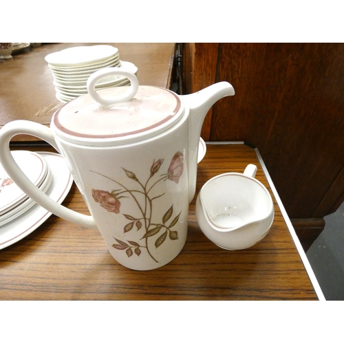 291 - Susie Cooper pink and white Talisman tea set.