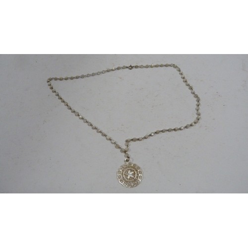 410A - Group of jewellery to include a Scottish agate brooch on white metal, bracelet, pendants, earrings, ... 