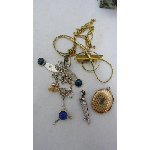 403 - Group of jewellery and collectables to include a Scottish silver and agate brooch in the form of a s... 
