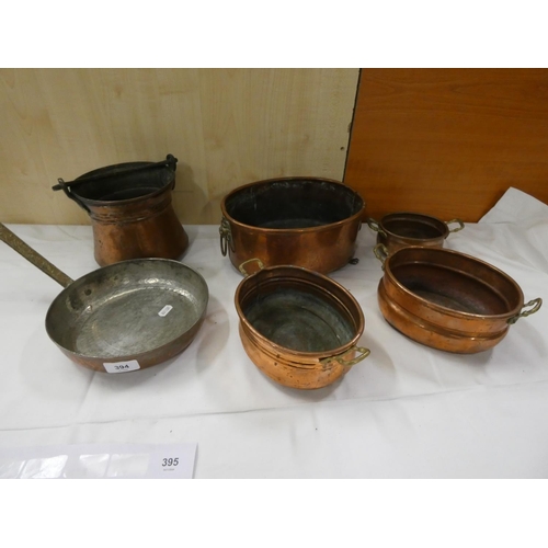 394 - Various vintage copper cookware.