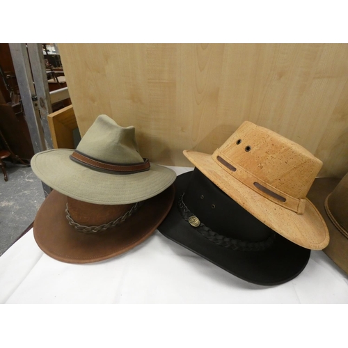 421 - Large box of New Zealand bushman hats.