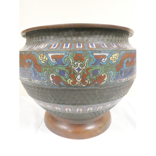 260 - 19th Century Chinese Qing Dynasty champlevé enamel bronze jardiniere / planter having geometr... 