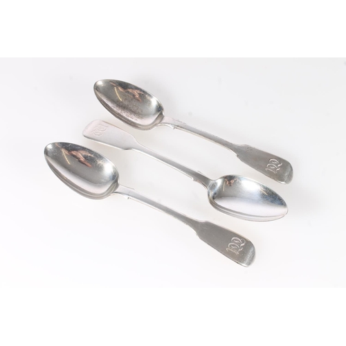 533 - Set of three Victorian silver fiddle pattern dessert spoons by William Eaton, London 1838, 135g.