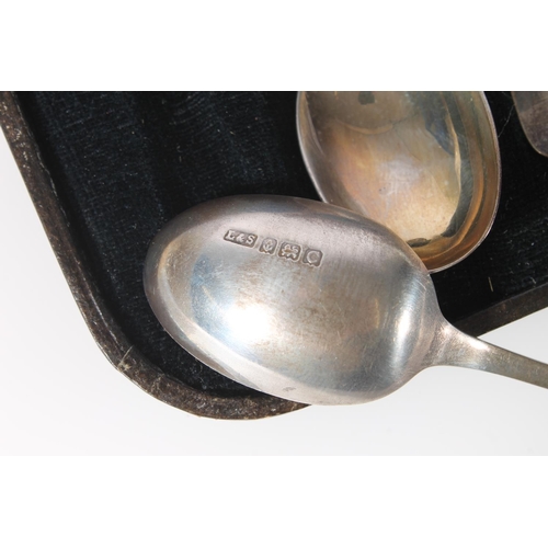 560 - Two cased sets of six silver teaspoons, 104g gross. 