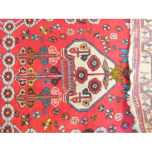 391 - Handmade Iranian red and cream rug L151cm x W105cm.