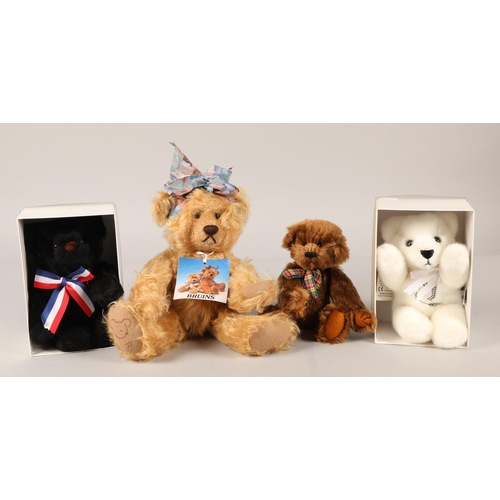 548 - Box of assorted stuffed toy bears