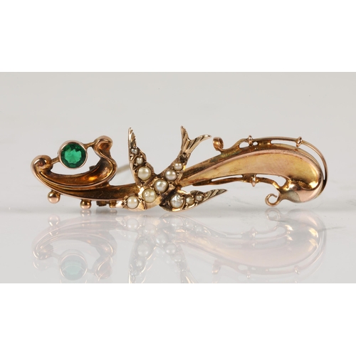 59 - 9ct gold bar brooch set with seed pearls and green paste gem, 2.3g