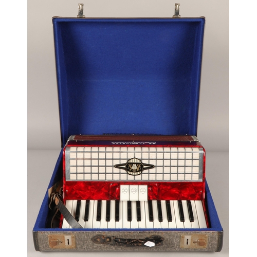 662 - Royal Standard accordion and case