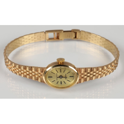 107 - 9ct gold Sandoz quartz ladies wristwatch, 21g