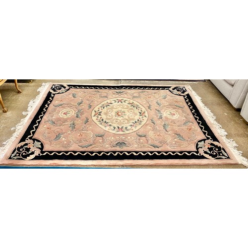 635 - Floral floor rug, 244cm x 172cm